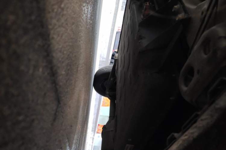 Used Wuling Hongguang MINIEV 2021 Macaron Fashion Model Lithium Iron Phosphate Chassis Front Left