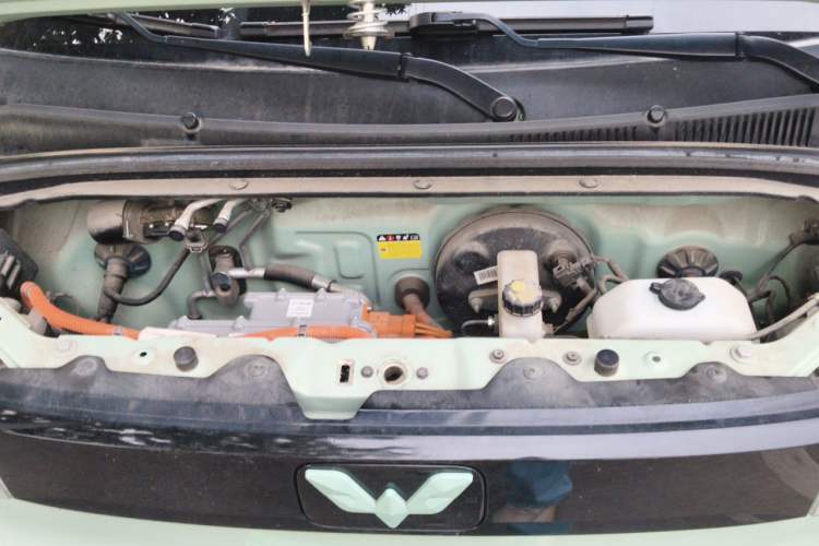 Used Wuling Hongguang MINIEV 2021 Macaron Premium Model – Lithium Iron Phosphate Engine Bay
