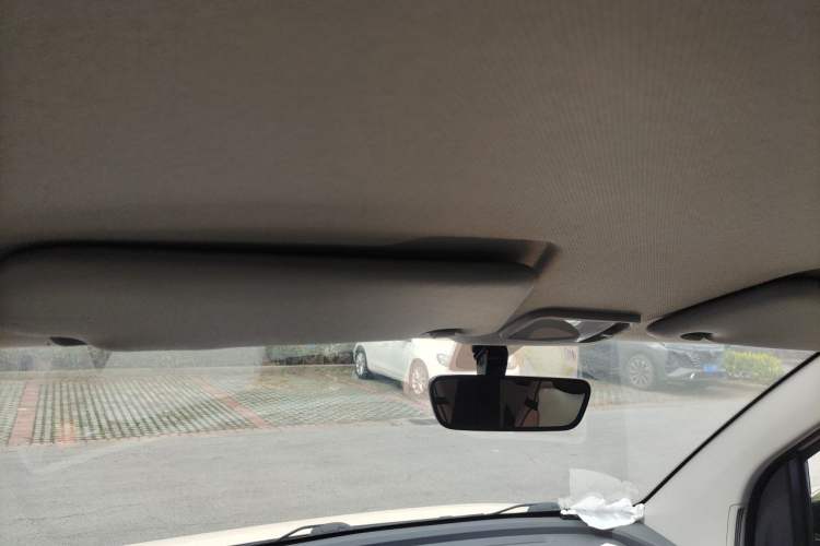 Used Wuling Hongguang MINIEV 2021 Macaron Premium Model – Lithium Iron Phosphate Headliner