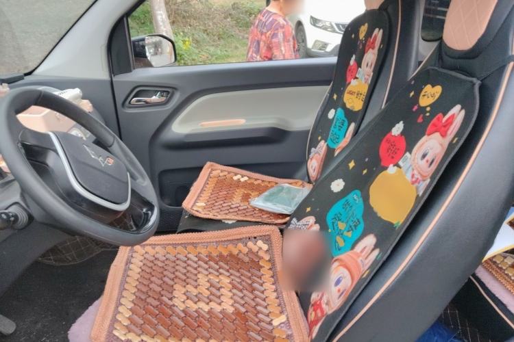 Used Wuling Hongguang MINIEV 2021 Macaron Fashion Edition Lithium-Ion Battery Left Front Seat
