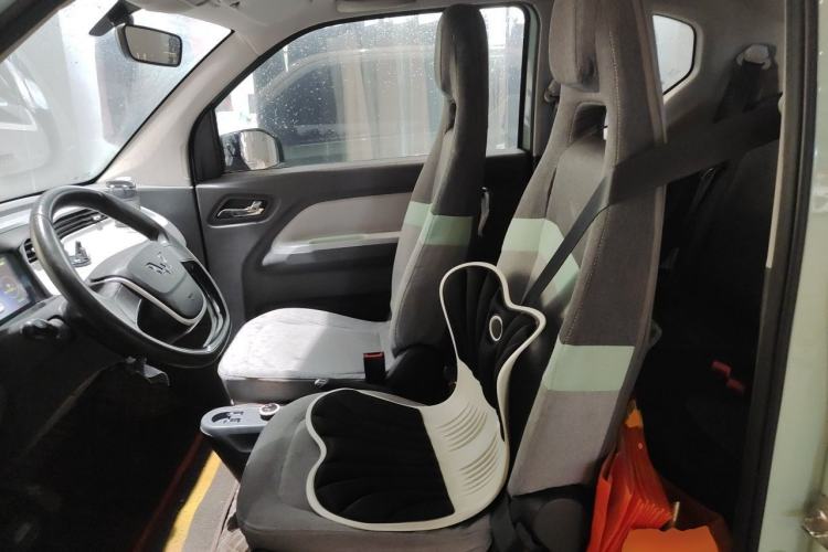 Used Wuling Hongguang MINIEV 2021 Macaron Fashion Model Lithium Iron Phosphate Left Front Seat