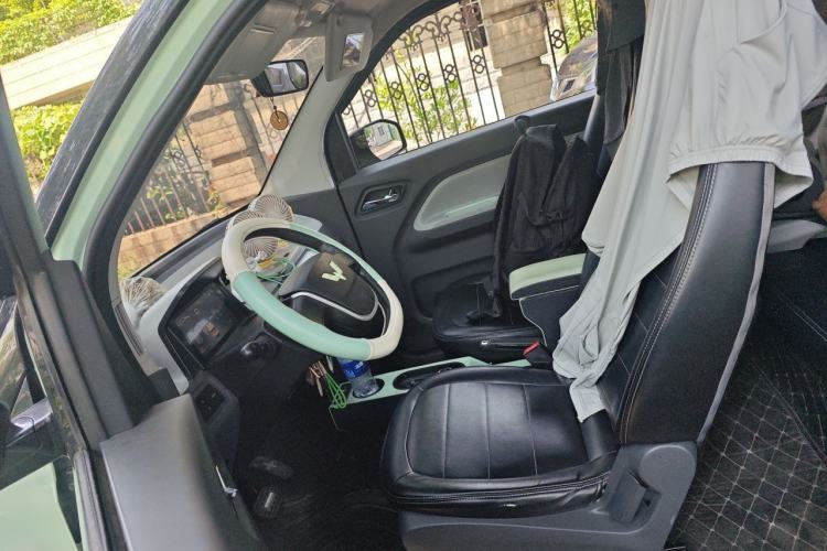 Used Wuling Hongguang MINIEV 2021 Macaron Fashion Model Lithium Iron Phosphate Left Front Seat