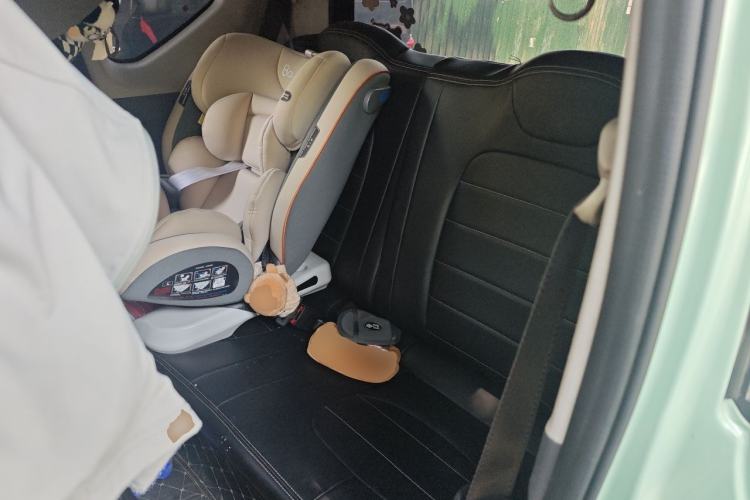 Used Wuling Hongguang MINIEV 2021 Macaron Fashion Model Lithium Iron Phosphate Left Rear Seat