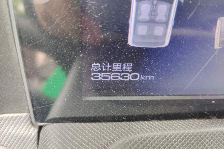 Used Wuling Hongguang MINIEV 2021 Macaron Premium Model – Lithium Iron Phosphate Odometer Close Up