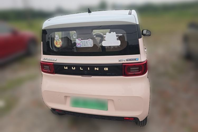 Used Wuling Hongguang MINIEV 2021 Macaron Fashion Model Lithium Iron Phosphate Rear