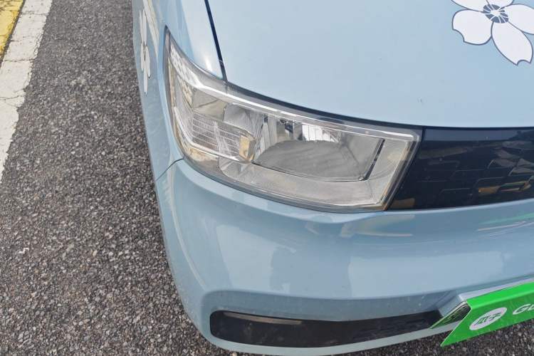 Used Wuling Hongguang MINIEV 2021 Macaron Fashion Edition Lithium-Ion Battery Right Front Headlight
