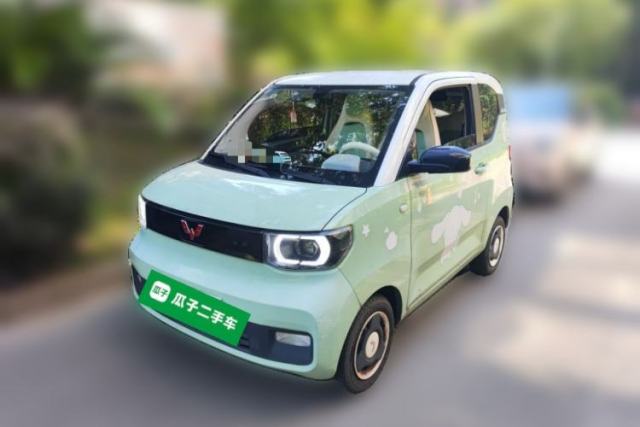 Ojetý Wuling Hongguang MINIEV 2021 Macaron Premium Model – Lithium-NMC