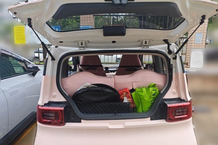 Used Wuling Hongguang MINIEV 2021 Macaron Sandwich Model 120 km Lithium Iron Phosphate Trunk
