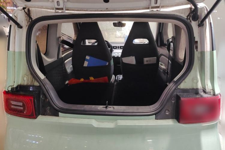 Used Wuling Hongguang MINIEV 2021 Macaron Fashion Model Lithium Iron Phosphate Trunk