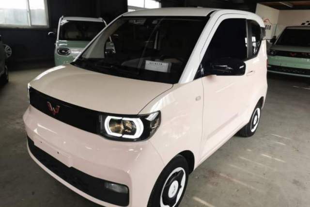 Used Wuling Hongguang MINIEV 2021 Macaron Premium Model – Lithium Iron Phosphate