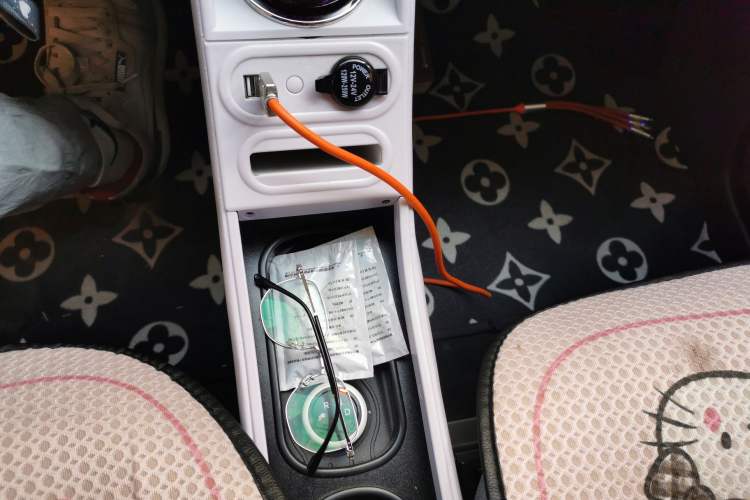 Used Wuling Hongguang MINIEV 2021 Macaron Premium Model – Lithium Iron Phosphate Gear Lever
