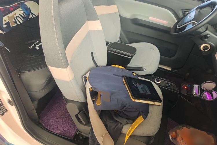 Used Wuling Hongguang MINIEV 2021 Macaron Fashion Model Lithium Iron Phosphate Right Front Seat