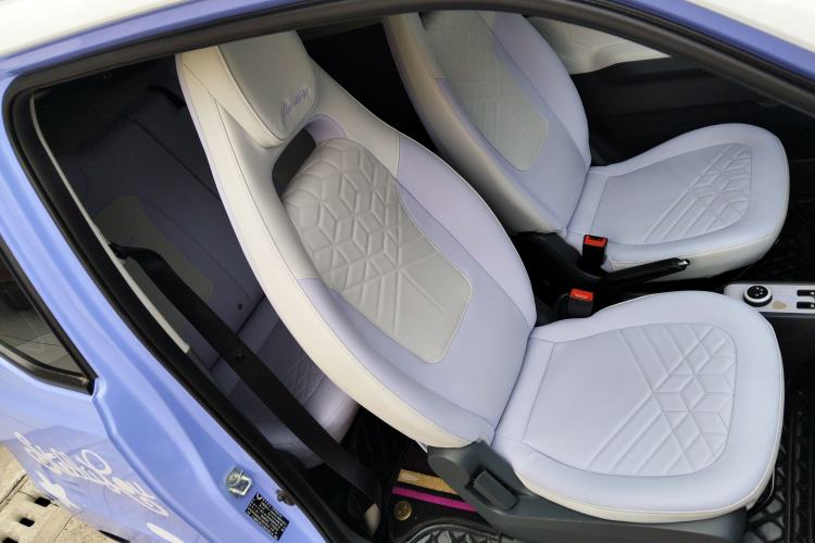 Used Wuling Hongguang MINIEV 2021 Macaron Fashion Edition Lithium-Ion Battery Right Front Seat
