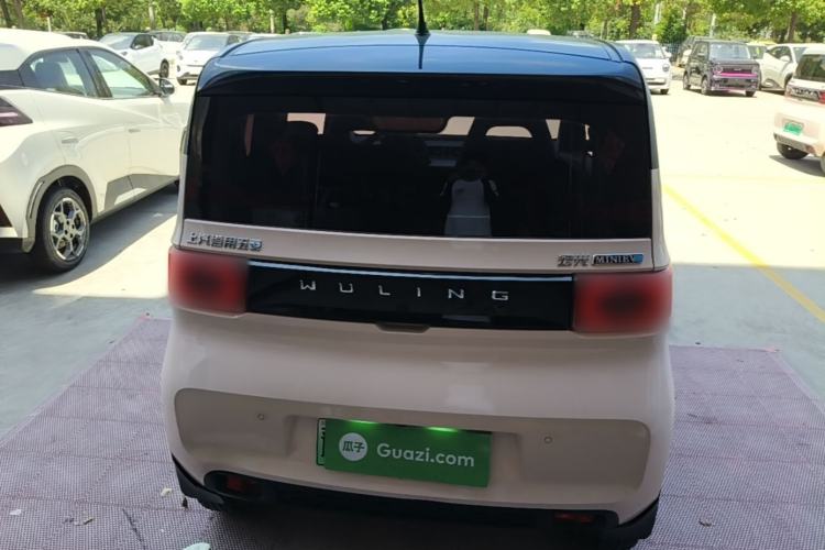 Used Wuling Hongguang MINIEV 2021 Macaron Fashion Model Lithium Iron Phosphate Rear