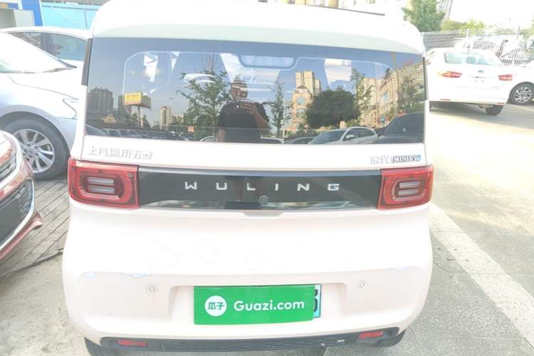 Used Wuling Hongguang MINIEV 2021 Macaron Sandwich Model 170 km Lithium Ternary Rear