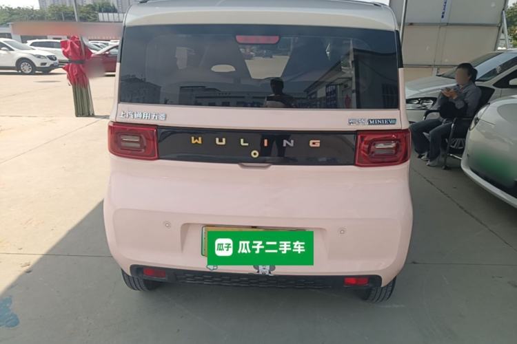 Used Wuling Hongguang MINIEV 2021 Macaron Sandwich Model 170 km Lithium Iron Phosphate Rear