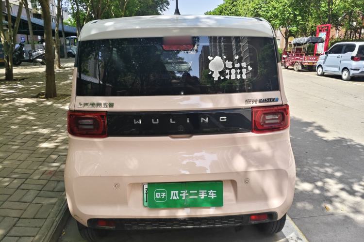 Used Wuling Hongguang MINIEV 2021 Macaron Fashion Model Lithium Iron Phosphate Rear