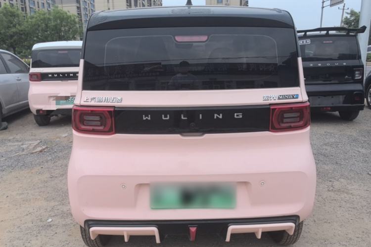 Used Wuling Hongguang MINIEV 2021 Macaron Sandwich Model 120 km Lithium Iron Phosphate Rear