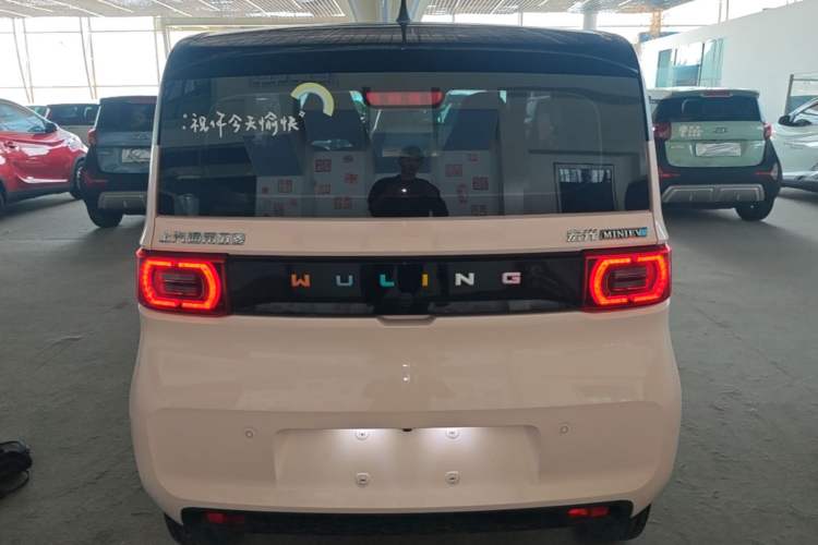 Used Wuling Hongguang MINIEV 2021 Macaron Premium Model – Lithium Iron Phosphate Rear