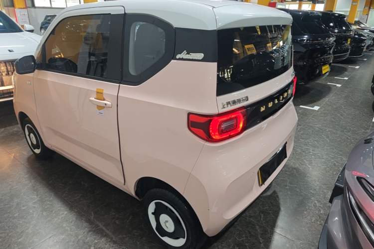 Used Wuling Hongguang MINIEV 2021 Macaron Fashion Model Lithium Iron Phosphate Rear Left 45 Deg
