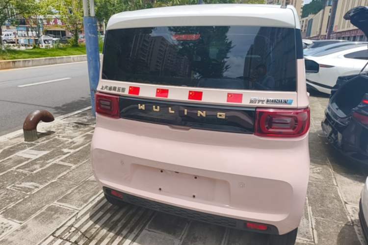 Used Wuling Hongguang MINIEV 2021 Macaron Fashion Model Lithium Iron Phosphate Rear