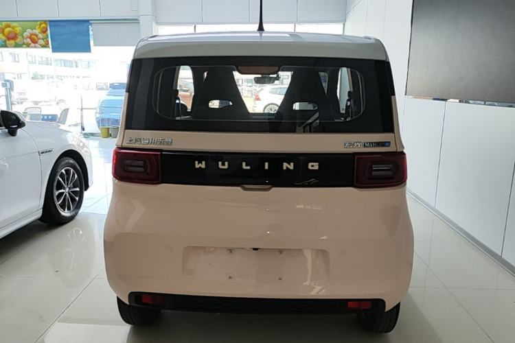 Used Wuling Hongguang MINIEV 2021 Macaron Fashion Model Lithium Iron Phosphate Rear
