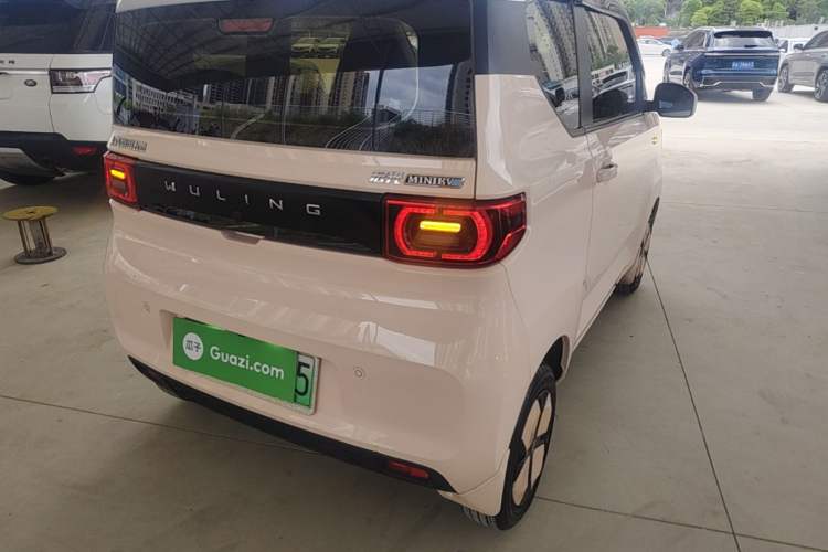 Used Wuling Hongguang MINIEV 2021 Macaron Fashion Model Lithium Iron Phosphate Rear Right 45 Deg