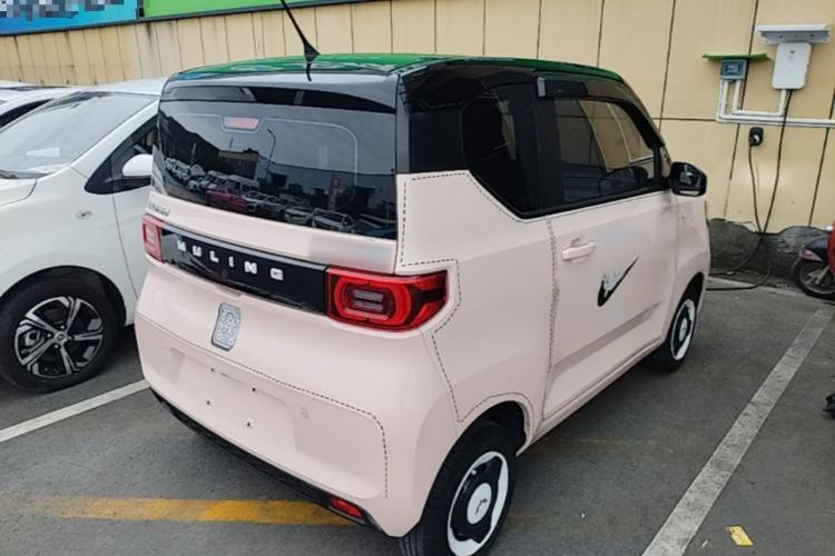 Used Wuling Hongguang MINIEV 2021 Macaron Fashion Model Lithium Iron Phosphate Rear Right 45 Deg