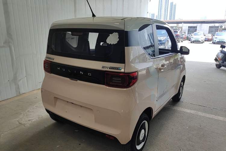 Used Wuling Hongguang MINIEV 2021 Macaron Fashion Edition Lithium-Ion Battery Rear Right 45 Deg