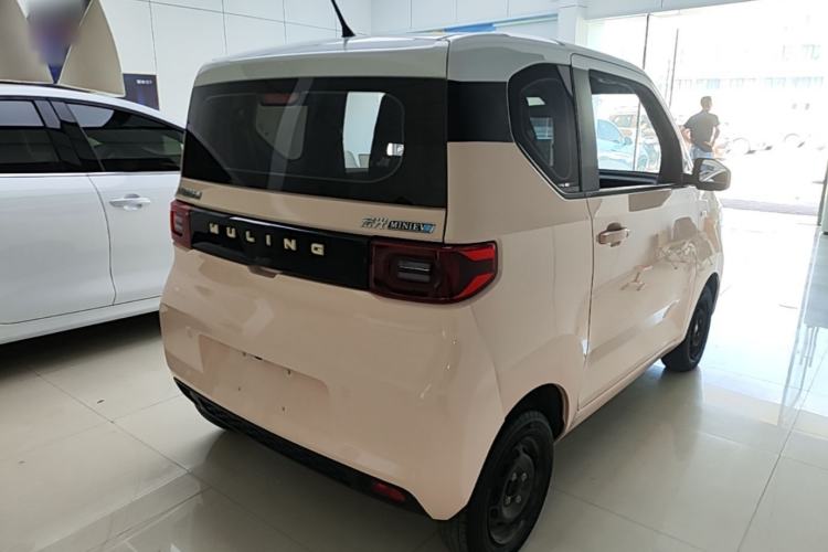 Used Wuling Hongguang MINIEV 2021 Macaron Fashion Model Lithium Iron Phosphate Rear Right 45 Deg