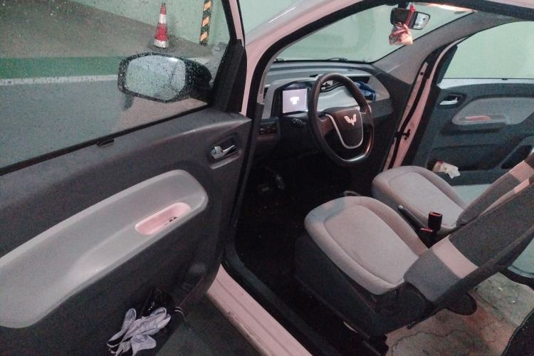 Used Wuling Hongguang MINIEV 2021 Macaron Premium Model – Lithium Iron Phosphate Driver Seat