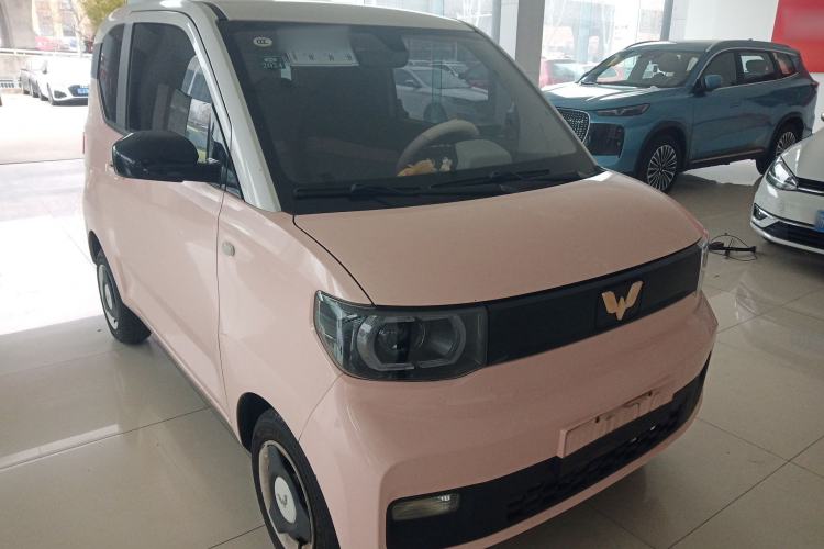Used Wuling Hongguang MINIEV 2021 Macaron Fashion Model Lithium Iron Phosphate Front Right 45 Deg