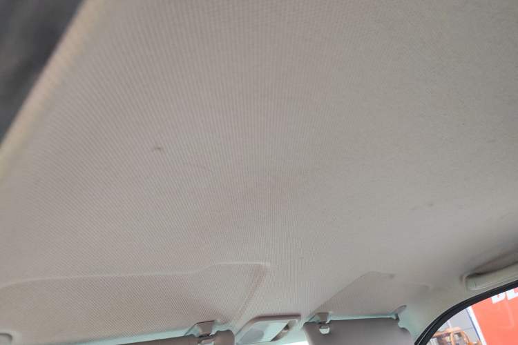 Used Wuling Hongguang MINIEV 2021 Macaron Premium Model – Lithium Iron Phosphate Headliner