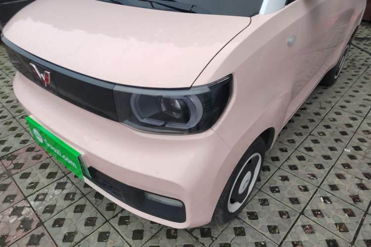 Used Wuling Hongguang MINIEV 2021 Macaron Fashion Edition Lithium-Ion Battery Left Front Headlight
