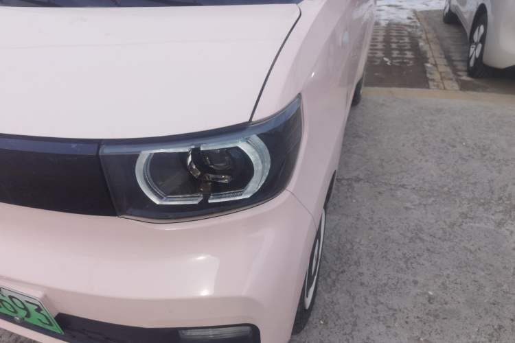 Used Wuling Hongguang MINIEV 2021 Macaron Premium Model – Lithium-NMC Left Front Headlight