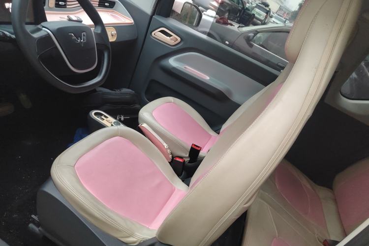 Used Wuling Hongguang MINIEV 2021 Macaron Fashion Edition Lithium-Ion Battery Left Front Seat