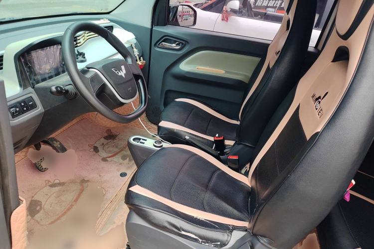 Used Wuling Hongguang MINIEV 2021 Macaron Premium Model – Lithium Iron Phosphate Left Front Seat
