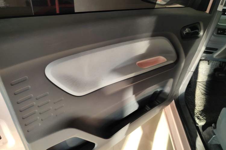 Used Wuling Hongguang MINIEV 2021 Macaron Premium Model – Lithium-NMC Left Rear Door Interior