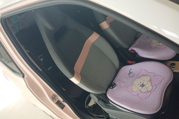 Used Wuling Hongguang MINIEV 2021 Macaron Fashion Model Lithium Iron Phosphate Right Front Seat
