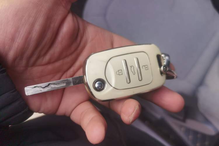Used Wuling Hongguang MINIEV 2021 Macaron Premium Model – Lithium-NMC Vehicle Key