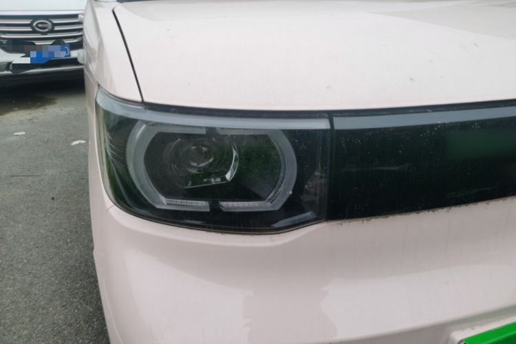 Used Wuling Hongguang MINIEV 2021 Macaron Premium Model – Lithium Iron Phosphate Right Front Headlight