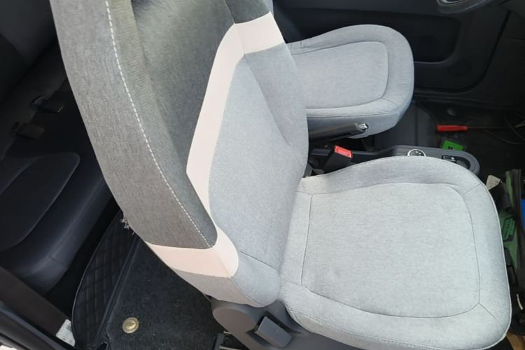 Used Wuling Hongguang MINIEV 2021 Macaron Fashion Model Lithium Iron Phosphate Right Front Seat