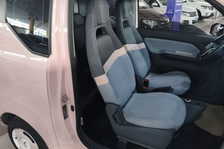 Used Wuling Hongguang MINIEV 2021 Macaron Premium Model – Lithium Iron Phosphate Right Front Seat