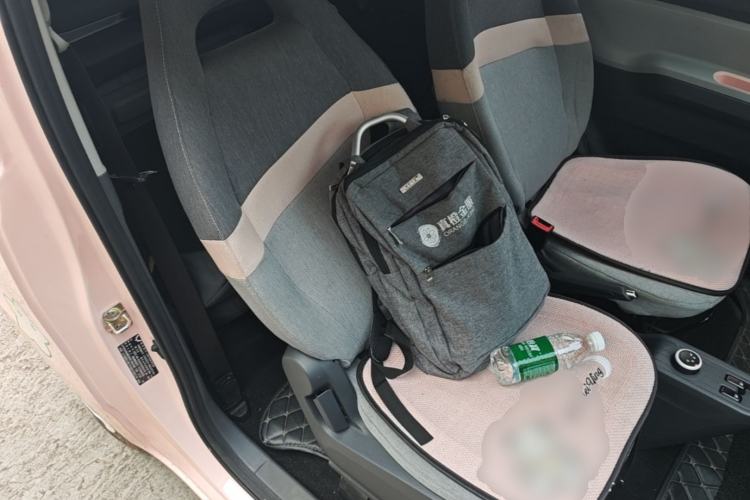 Used Wuling Hongguang MINIEV 2021 Macaron Fashion Model Lithium Iron Phosphate Right Front Seat
