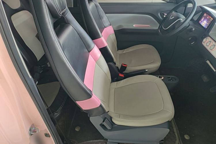 Used Wuling Hongguang MINIEV 2021 Macaron Premium Model – Lithium Iron Phosphate Right Front Seat