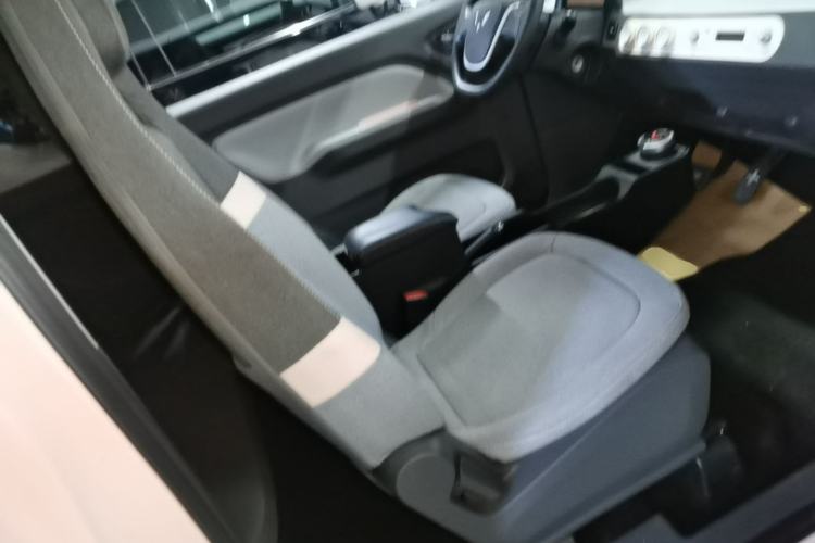Used Wuling Hongguang MINIEV 2021 Macaron Premium Model – Lithium Iron Phosphate Right Front Seat