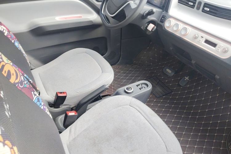 Used Wuling Hongguang MINIEV 2021 Macaron Premium Model – Lithium Iron Phosphate Right Front Seat