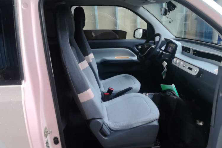 Used Wuling Hongguang MINIEV 2021 Macaron Premium Model – Lithium Iron Phosphate Right Front Seat