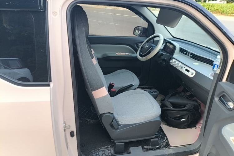 Used Wuling Hongguang MINIEV 2021 Macaron Premium Model – Lithium Iron Phosphate Right Front Seat