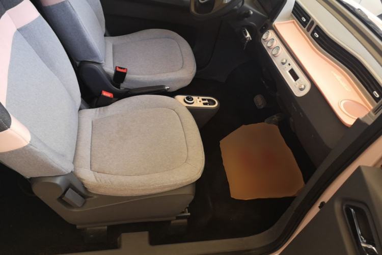 Used Wuling Hongguang MINIEV 2021 Macaron Premium Model – Lithium Iron Phosphate Right Front Seat